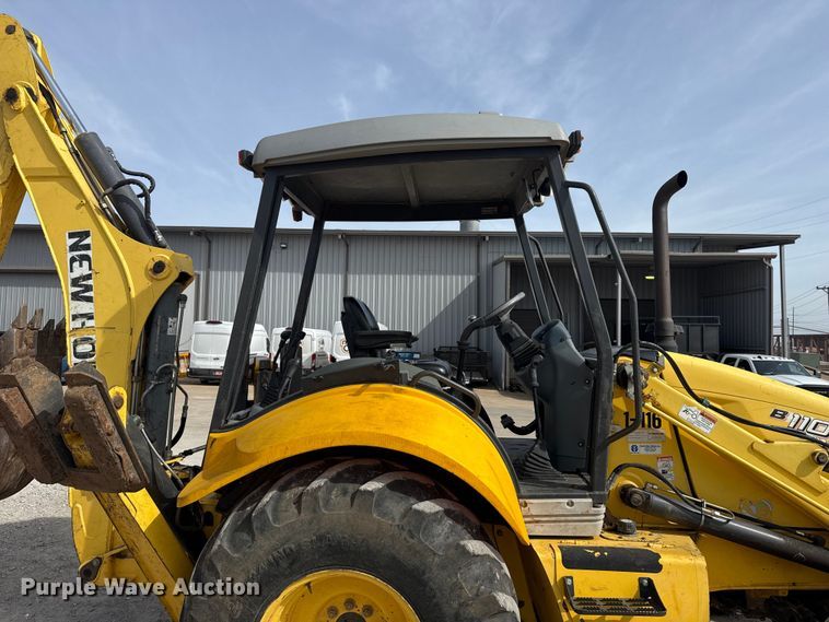 image for item DQ4349 2008 New Holland B110B backhoe