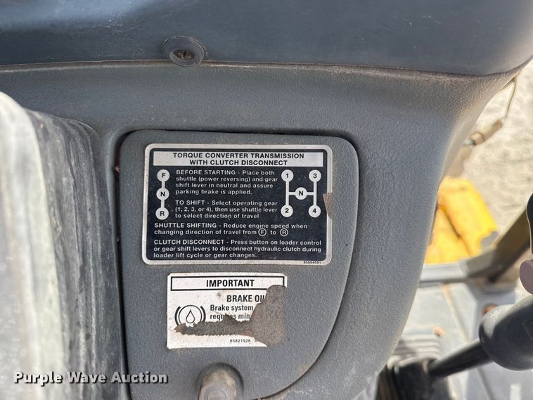 image for item DQ4349 2008 New Holland B110B backhoe