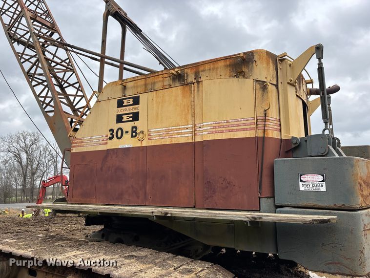 image for item DT0055 1974 Bucyrus-Erie 30-B Series 4 crane