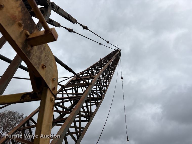 image for item DT0055 1974 Bucyrus-Erie 30-B Series 4 crane