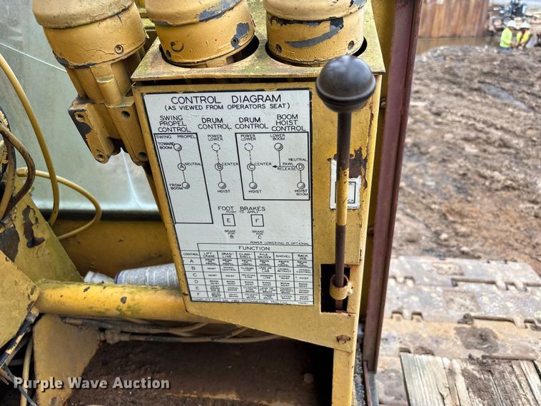 image for item DT0055 1974 Bucyrus-Erie 30-B Series 4 crane