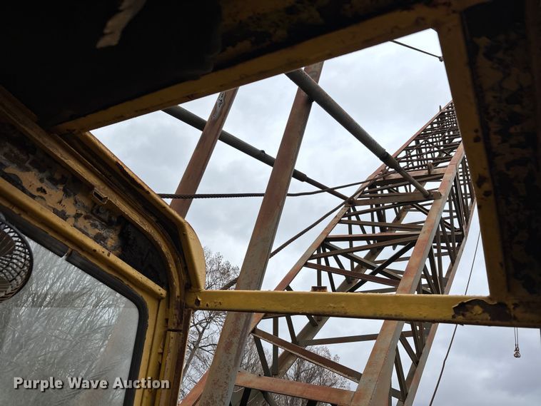 image for item DT0055 1974 Bucyrus-Erie 30-B Series 4 crane