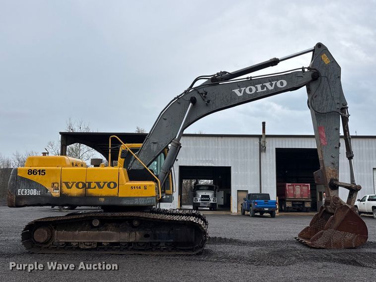 image for item DT0058 2002 Volvo EC330B LC excavator