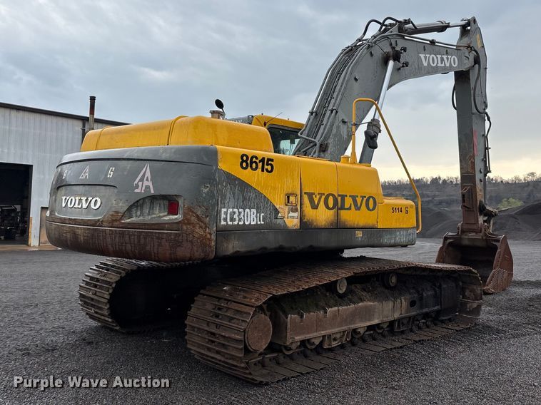 image for item DT0058 2002 Volvo EC330B LC excavator