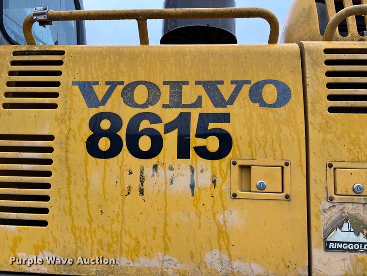 image for item DT0058 2002 Volvo EC330B LC excavator
