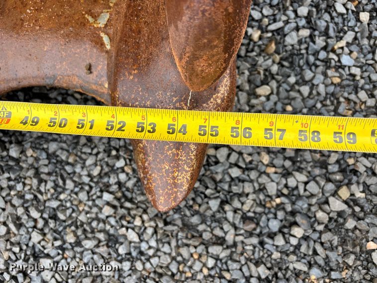 image for item DT0058 2002 Volvo EC330B LC excavator