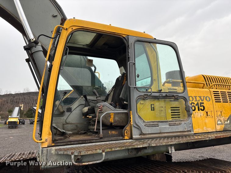 image for item DT0058 2002 Volvo EC330B LC excavator