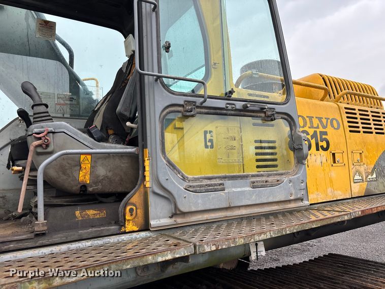 image for item DT0058 2002 Volvo EC330B LC excavator