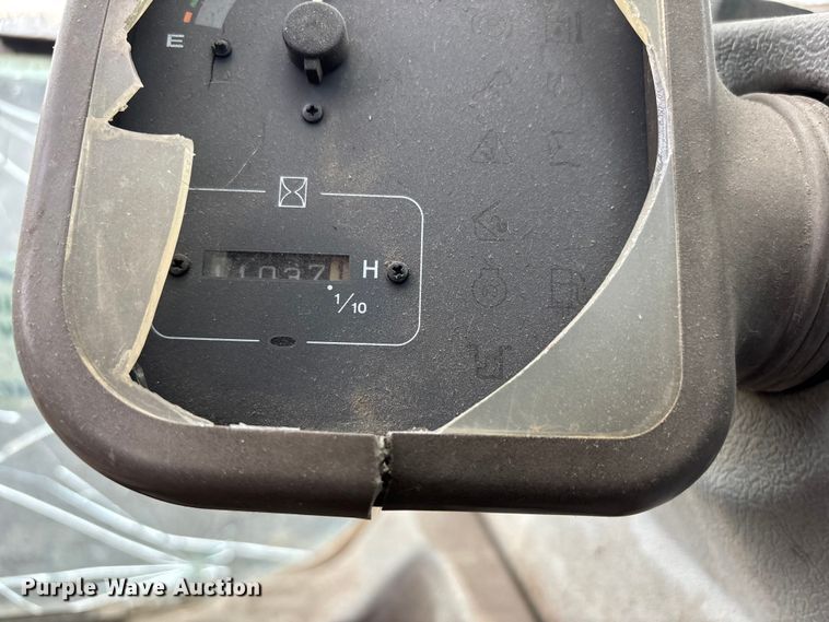 image for item DT0058 2002 Volvo EC330B LC excavator