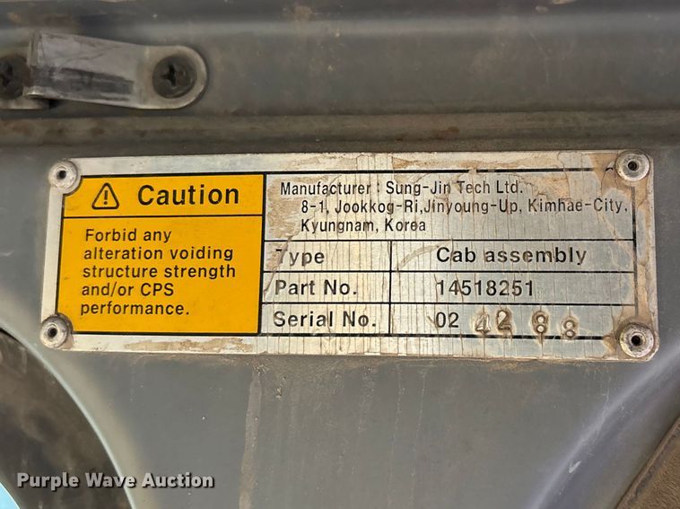 image for item DT0058 2002 Volvo EC330B LC excavator