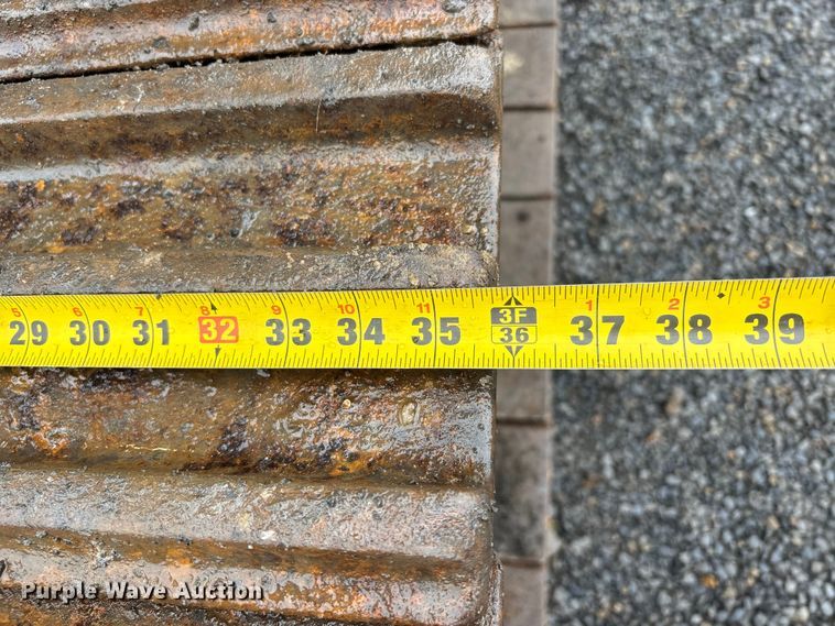 image for item DT0058 2002 Volvo EC330B LC excavator