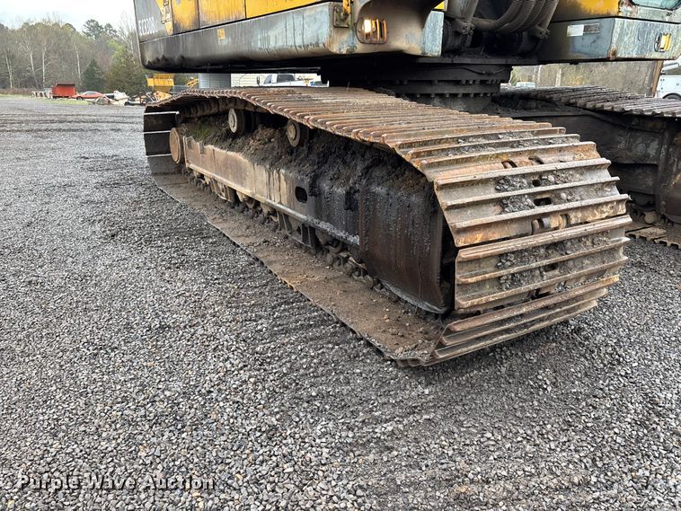 image for item DT0058 2002 Volvo EC330B LC excavator