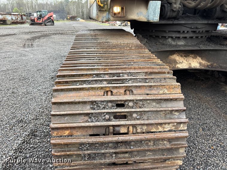 image for item DT0058 2002 Volvo EC330B LC excavator