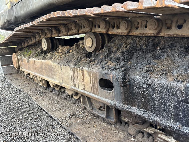 image for item DT0058 2002 Volvo EC330B LC excavator