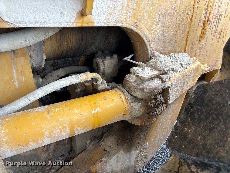 image for item DT0059 1998 Caterpillar 980G wheel loader