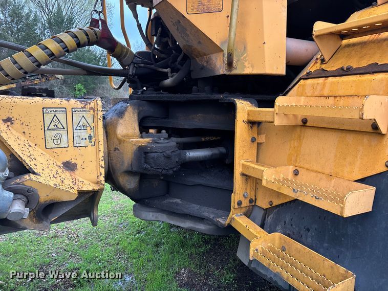 image for item DT0060 2005 Volvo A40D articulated haul truck