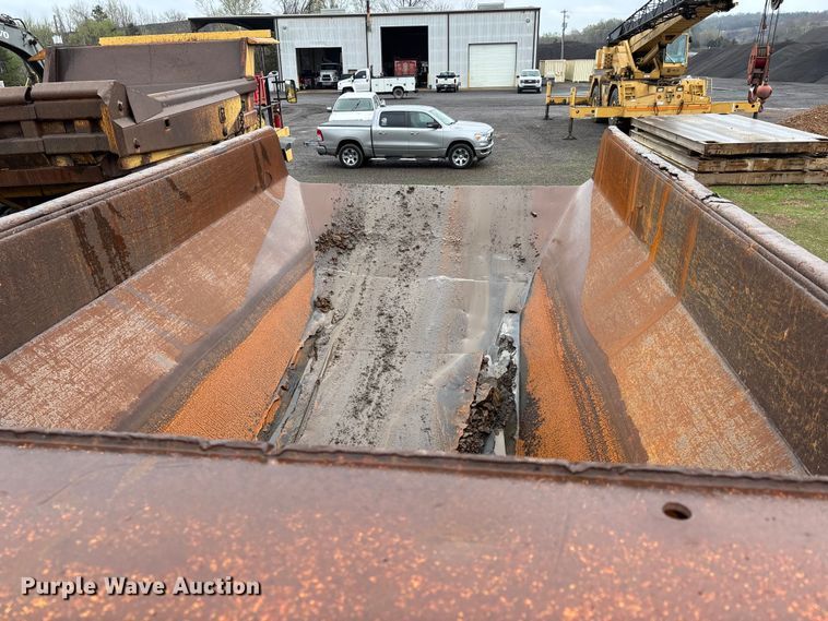 image for item DT0060 2005 Volvo A40D articulated haul truck