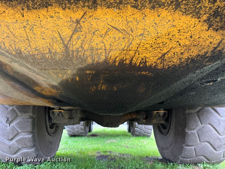 image for item DT0060 2005 Volvo A40D articulated haul truck