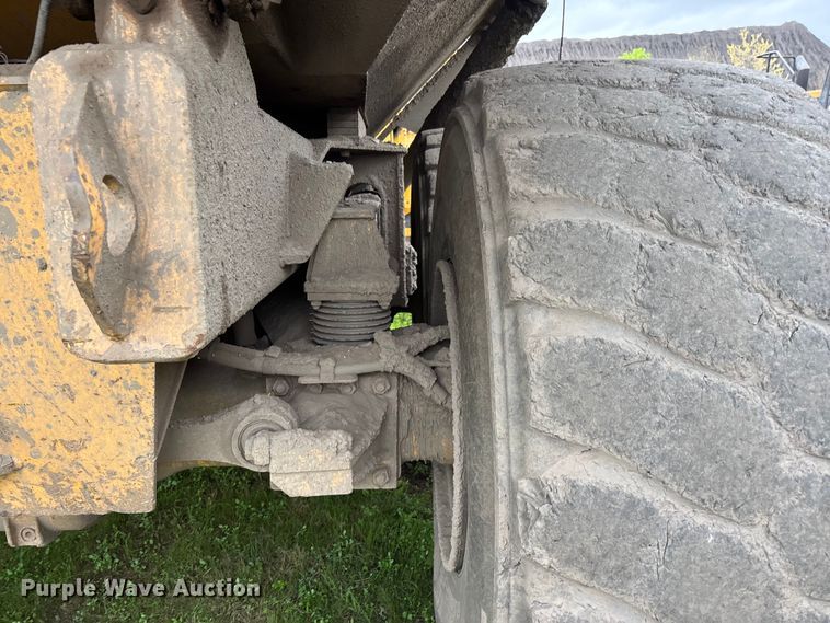 image for item DT0060 2005 Volvo A40D articulated haul truck