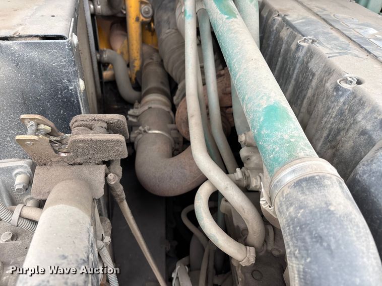 image for item DT0060 2005 Volvo A40D articulated haul truck