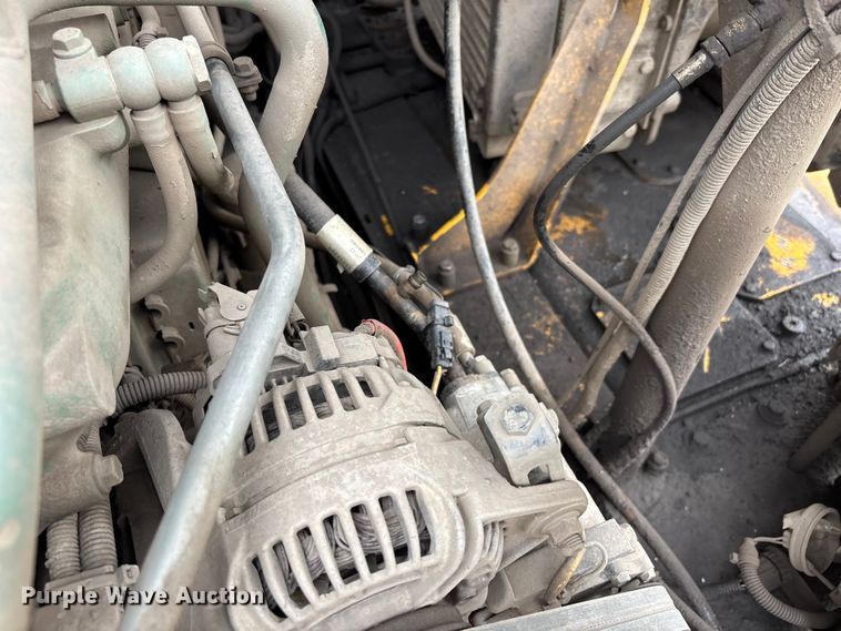 image for item DT0060 2005 Volvo A40D articulated haul truck