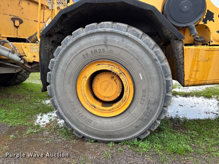 image for item DT0060 2005 Volvo A40D articulated haul truck