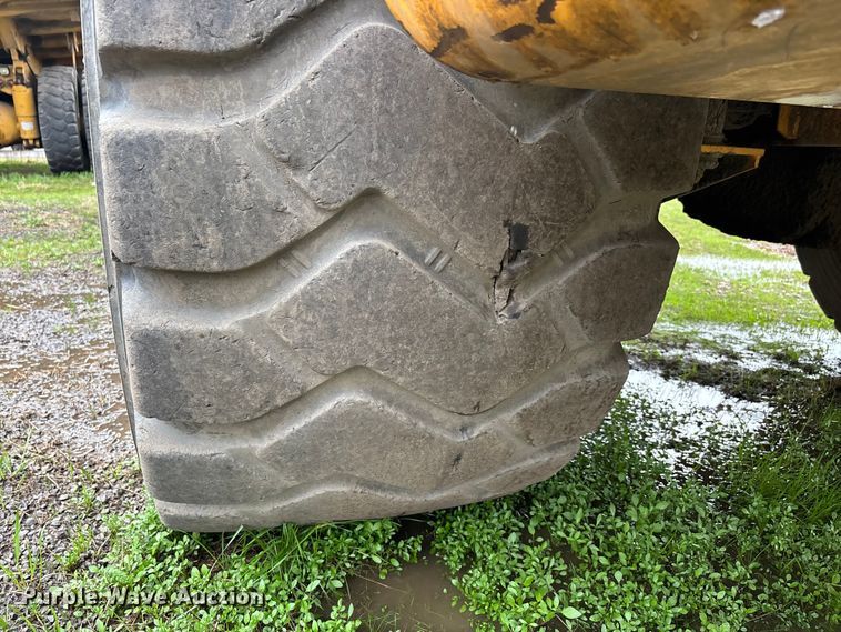 image for item DT0060 2005 Volvo A40D articulated haul truck