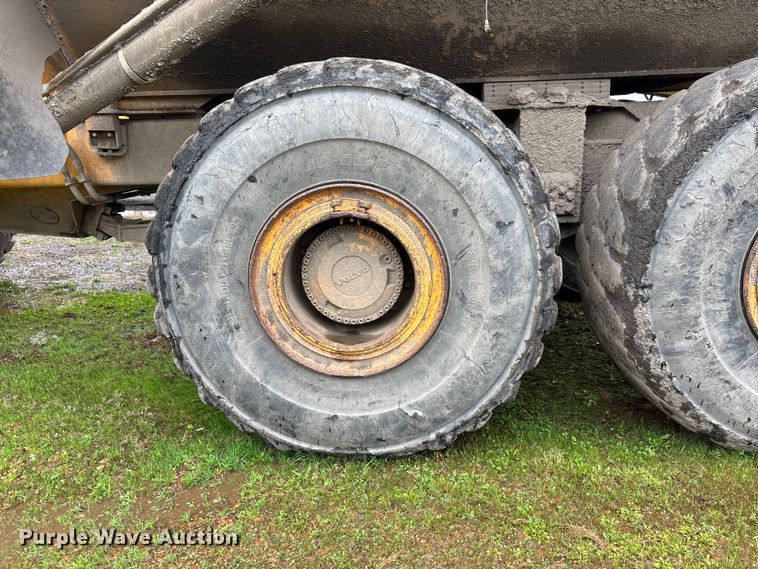 image for item DT0060 2005 Volvo A40D articulated haul truck