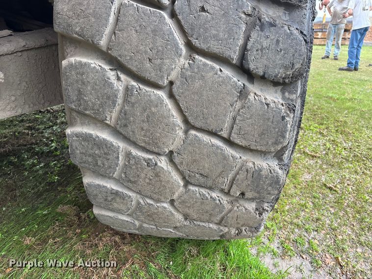 image for item DT0060 2005 Volvo A40D articulated haul truck