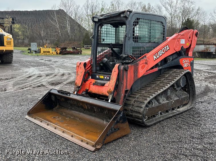 image for item DT0062 2015 Kubota SVL90-2 tracked skid steer loader