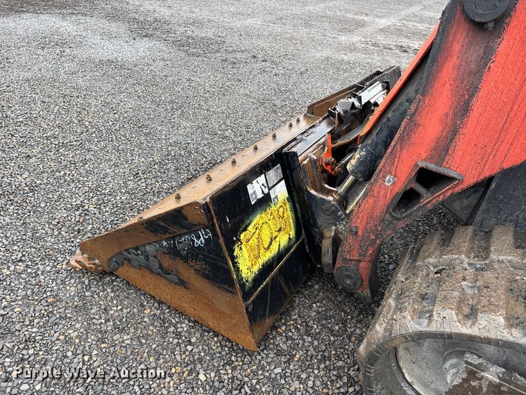 image for item DT0062 2015 Kubota SVL90-2 tracked skid steer loader