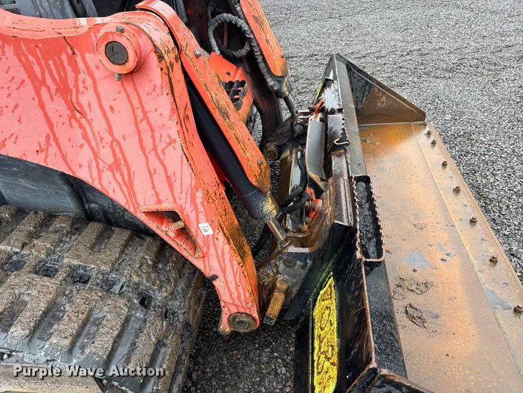 image for item DT0062 2015 Kubota SVL90-2 tracked skid steer loader