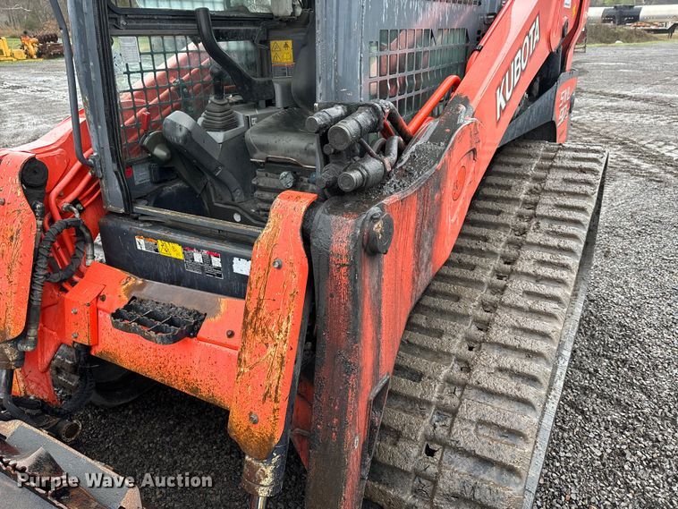 image for item DT0062 2015 Kubota SVL90-2 tracked skid steer loader