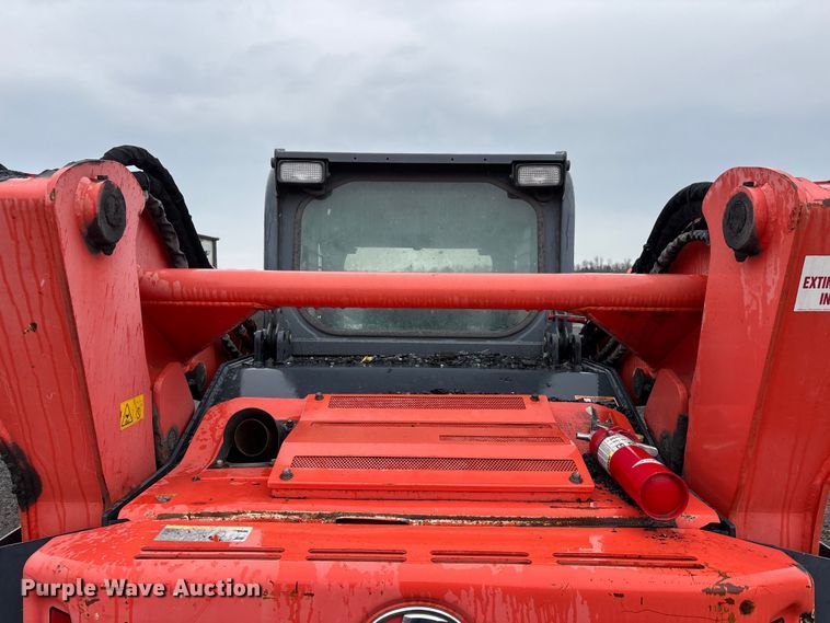 image for item DT0062 2015 Kubota SVL90-2 tracked skid steer loader