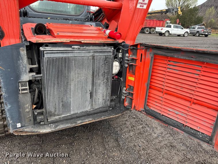 image for item DT0062 2015 Kubota SVL90-2 tracked skid steer loader