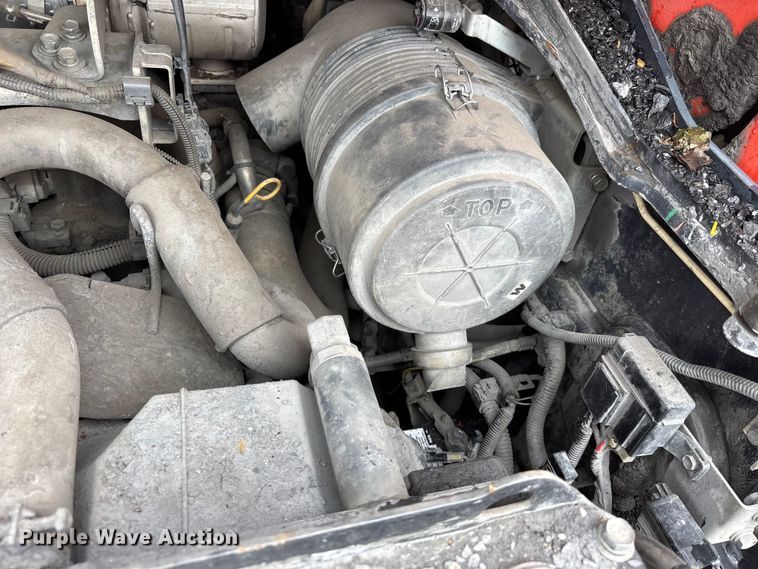 image for item DT0062 2015 Kubota SVL90-2 tracked skid steer loader