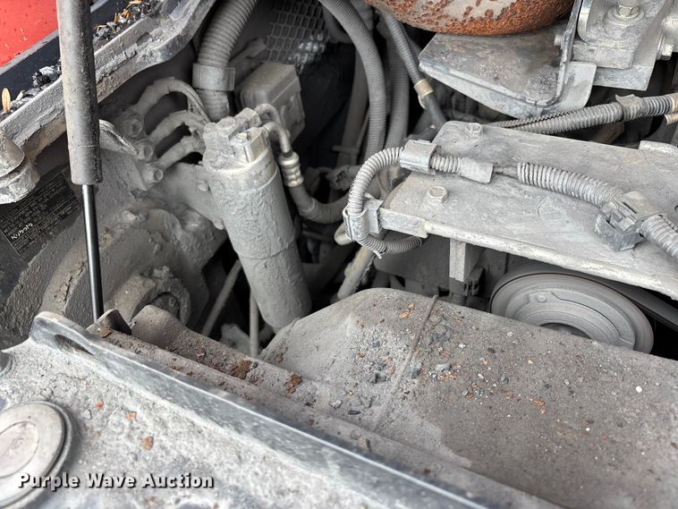 image for item DT0062 2015 Kubota SVL90-2 tracked skid steer loader