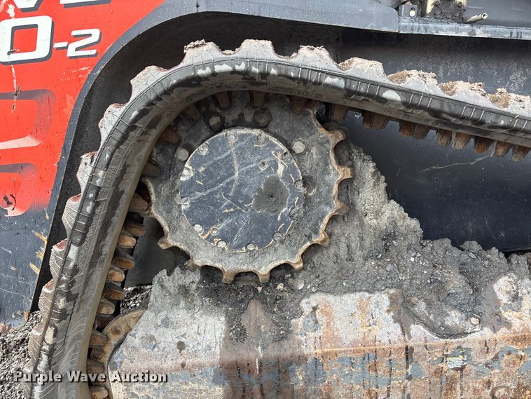 image for item DT0062 2015 Kubota SVL90-2 tracked skid steer loader