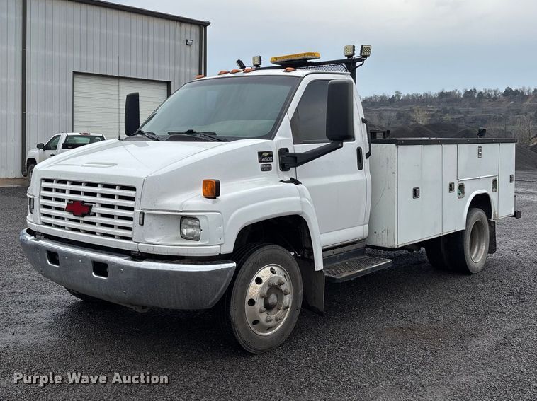 image for item DT0063 2005 Chevrolet C4500 utility / service truck