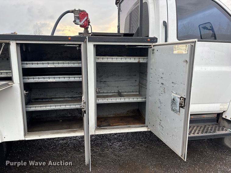image for item DT0063 2005 Chevrolet C4500 utility / service truck