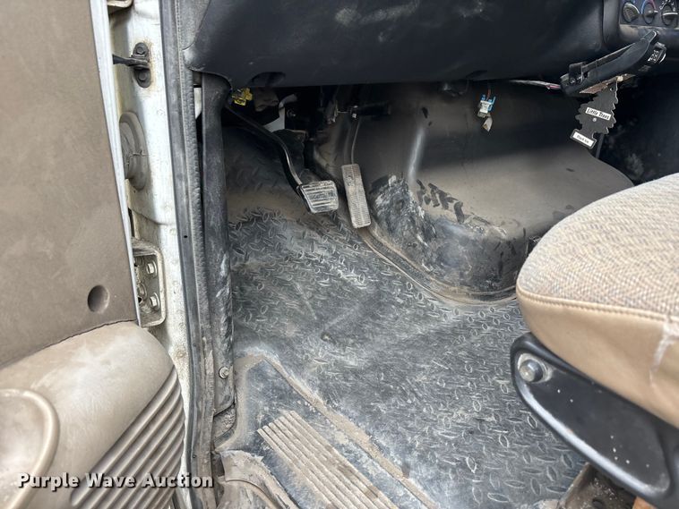 image for item DT0063 2005 Chevrolet C4500 utility / service truck