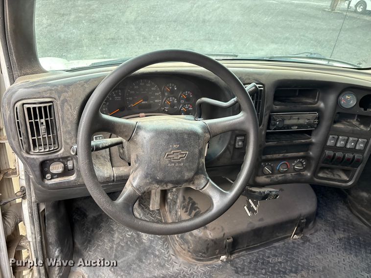 image for item DT0063 2005 Chevrolet C4500 utility / service truck