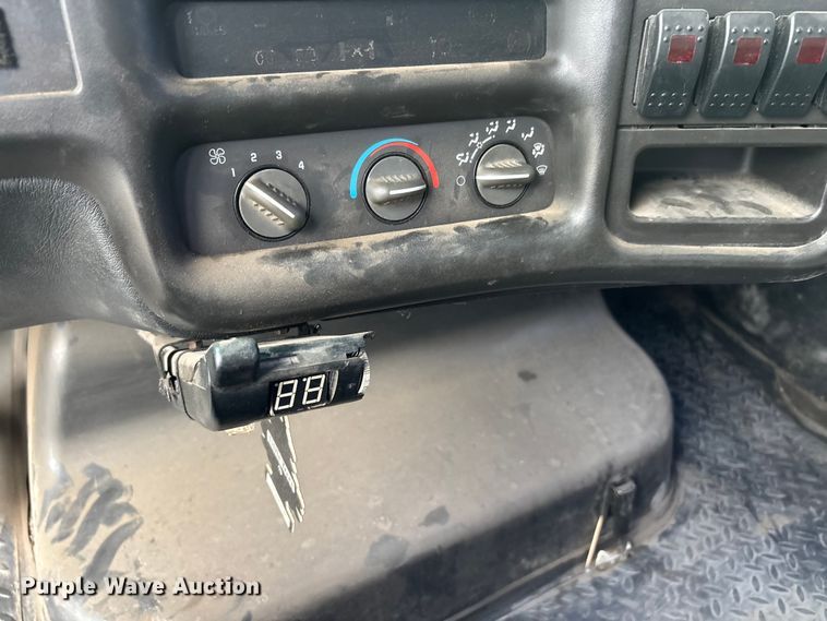 image for item DT0063 2005 Chevrolet C4500 utility / service truck