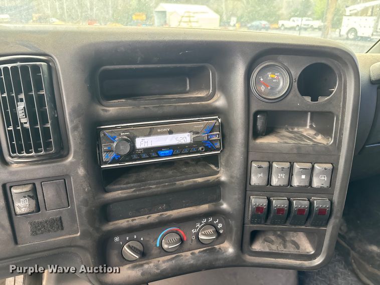 image for item DT0063 2005 Chevrolet C4500 utility / service truck