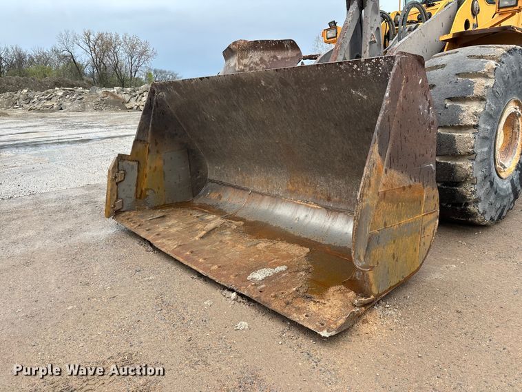 image for item DT0064 2007 Volvo L220E wheel loader