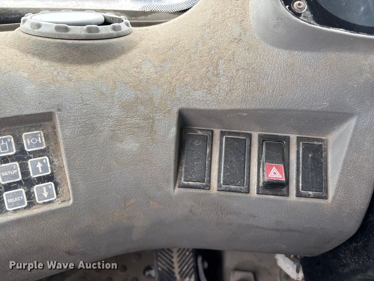 image for item DT0064 2007 Volvo L220E wheel loader