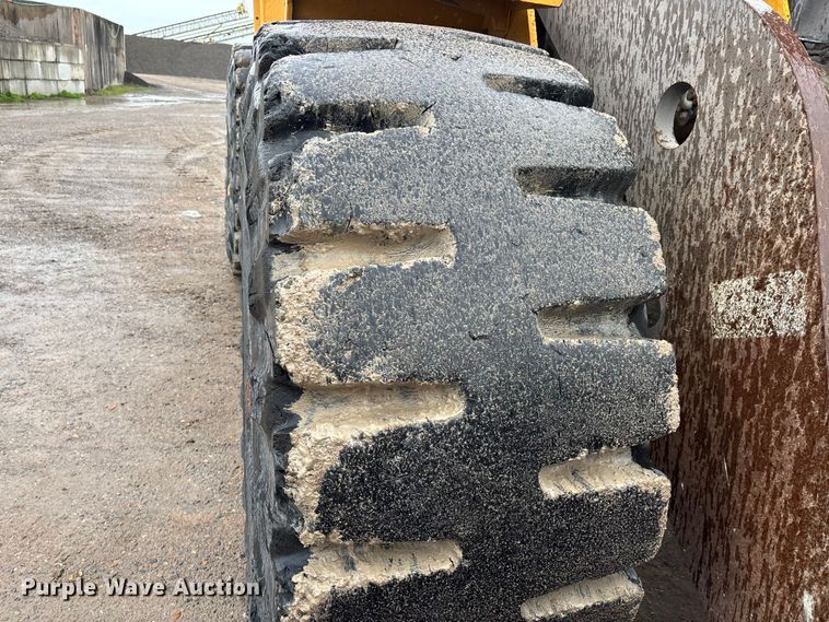 image for item DT0064 2007 Volvo L220E wheel loader