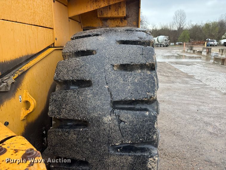 image for item DT0064 2007 Volvo L220E wheel loader
