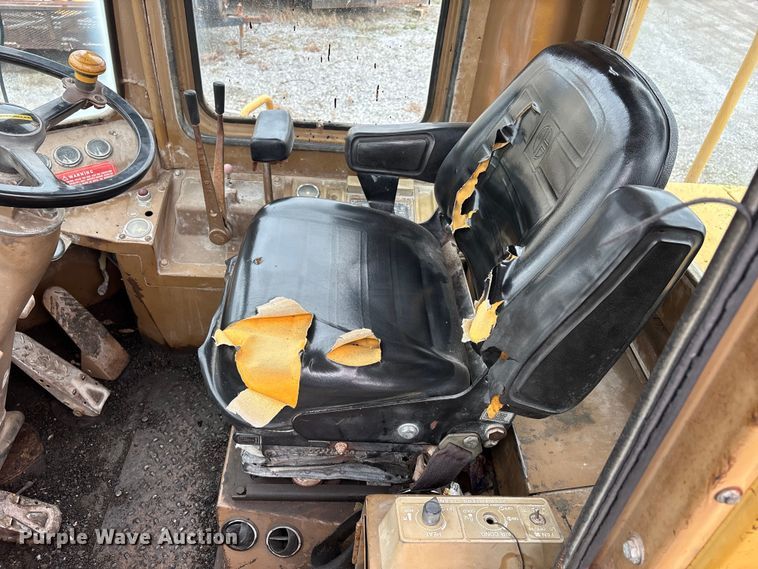 image for item DT0065 Caterpillar 950B wheel loader