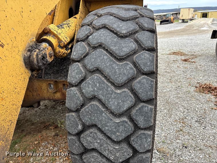 image for item DT0065 Caterpillar 950B wheel loader
